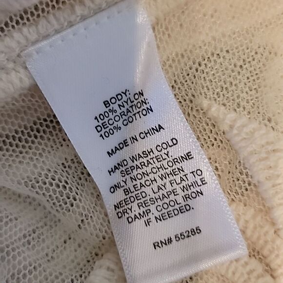 Express ivory lace tank top med - Picture 9 of 11